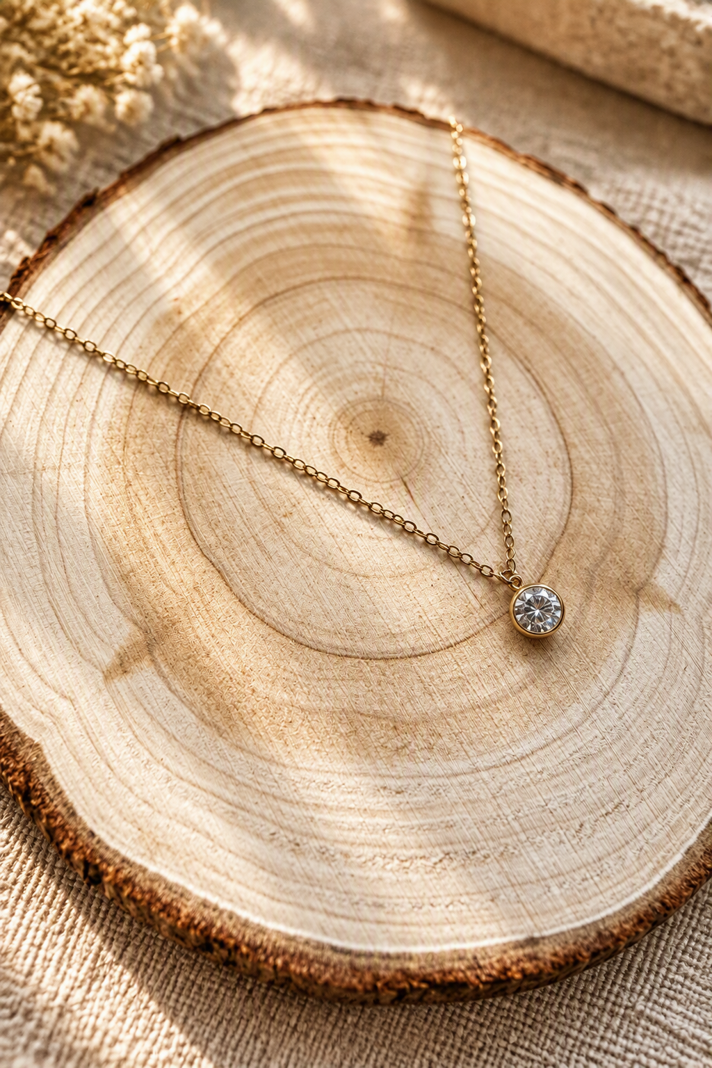 The Cubic Zirconia Round Necklace