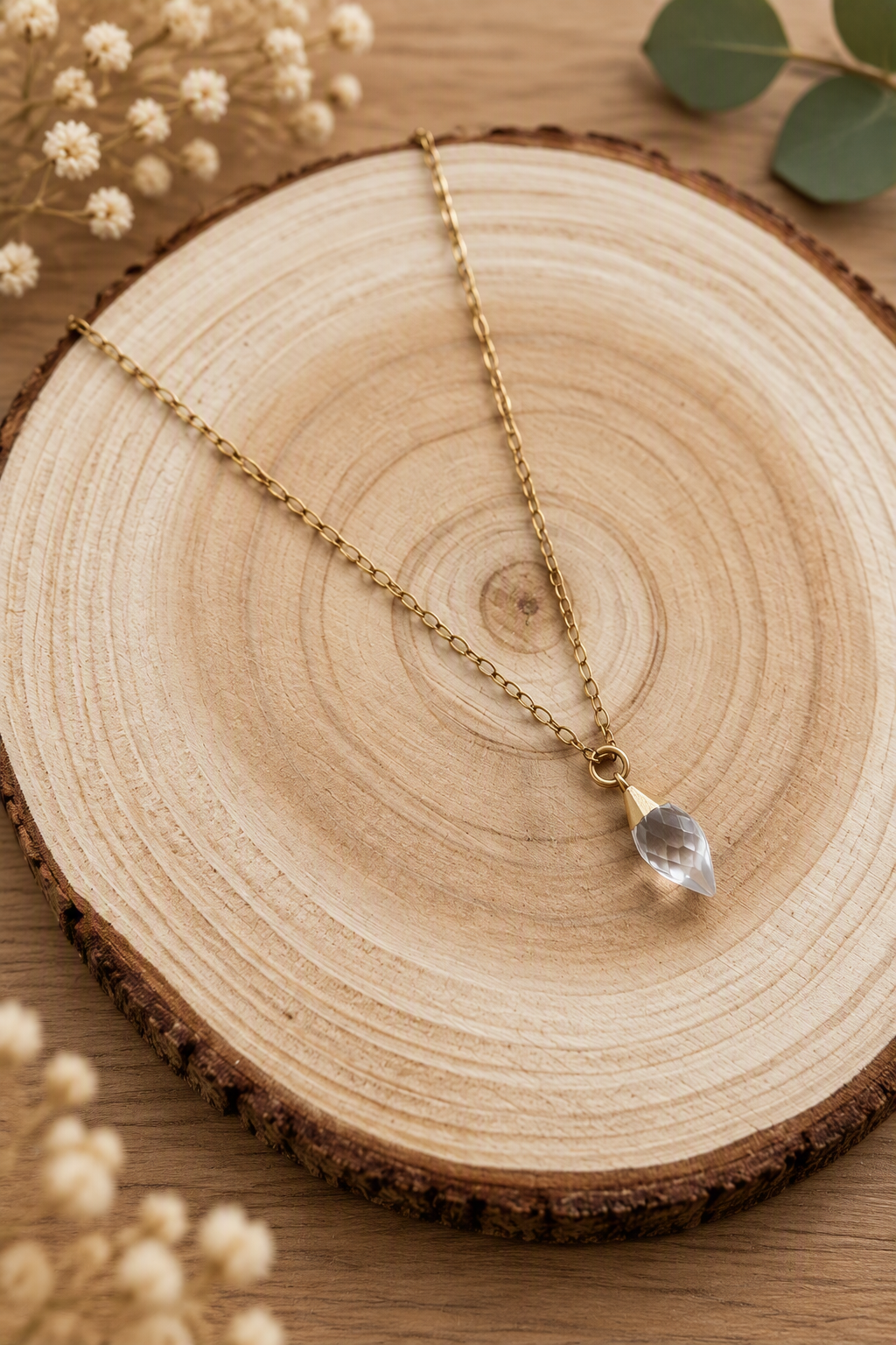 The Crystal Quartz Necklace